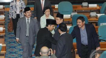 PADA TGL 25 AGUSTUS 2014 106 ANGGOTA DPRD DKI JAKARTA DILANTIK