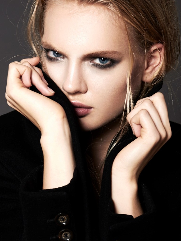 Emma Barley, British Model. 