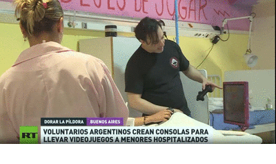 Voluntarios argentinos crean consolas especiales de videojuegos para ayudar a ni�os en hospitales